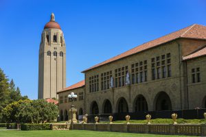 The reasons why many young people want to enter Stanford University